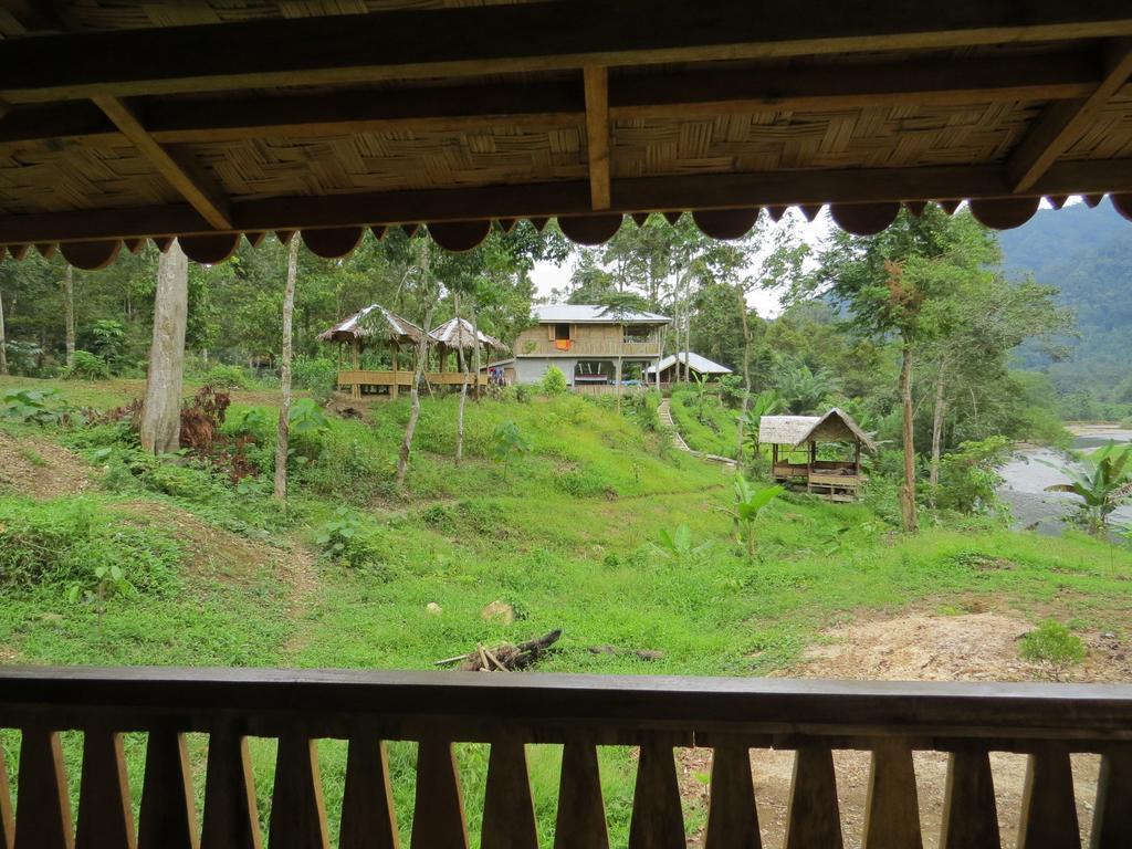 Batu Kapal Jungle Houses Hotel Berastagi Ruang foto